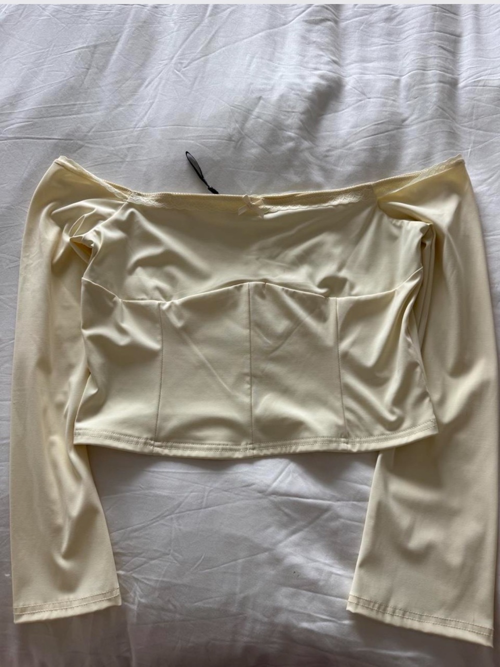 White Fox Boutique yellow Off-Shoulder Long Sleeve Crop Top xl